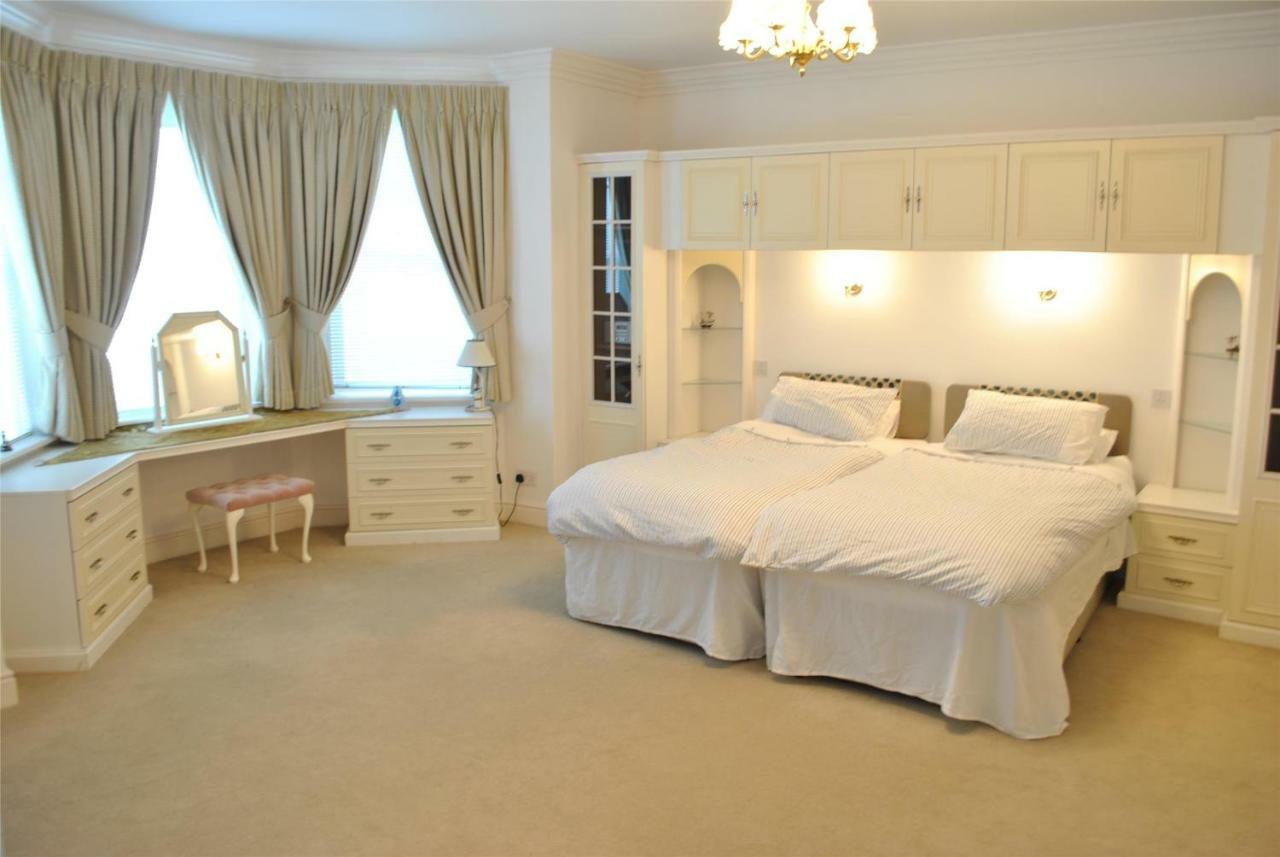 Spacious 3 Minutes To Beach Eastbourne