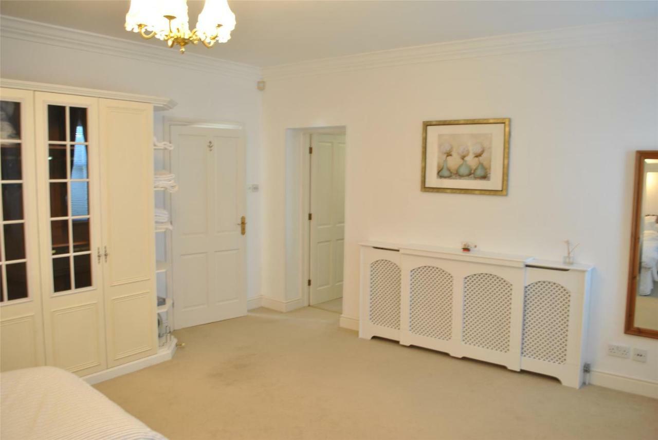 Spacious 3 Minutes To Beach Eastbourne