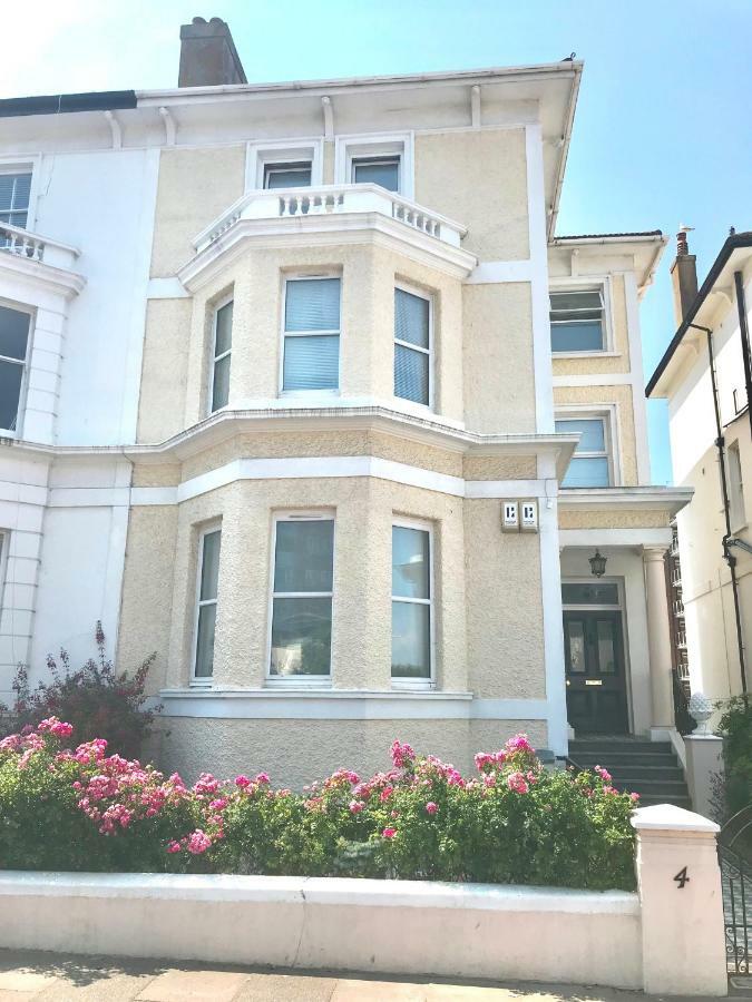 Spacious 3 Minutes To Beach Eastbourne