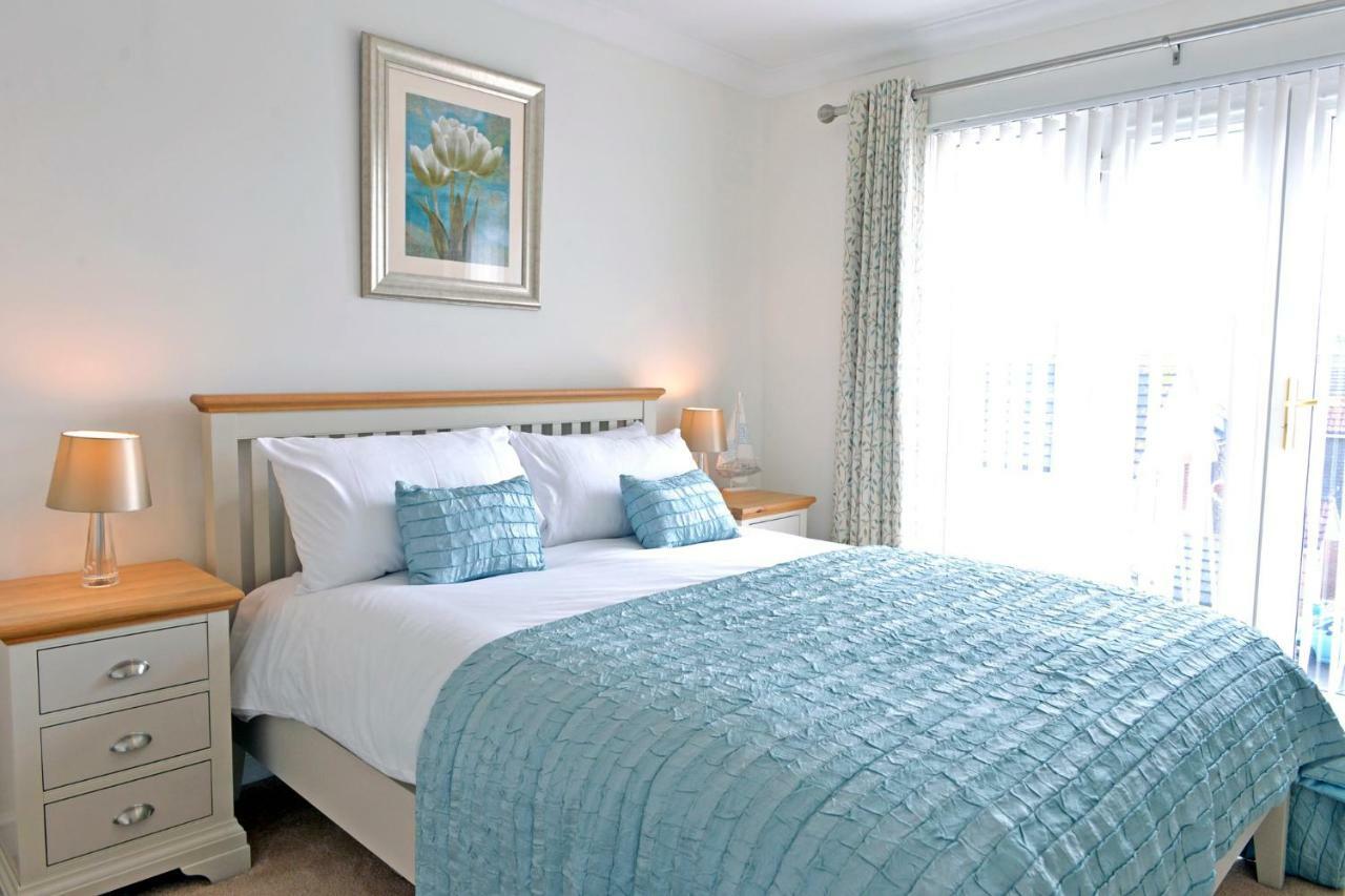 Pacific Heights Apartment *