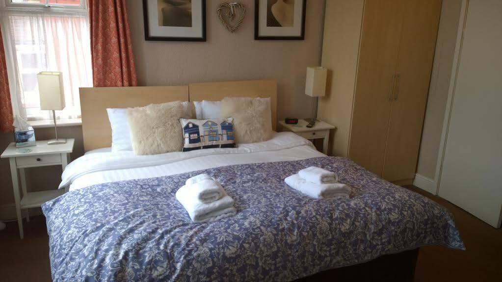Guest house Ebor 3*