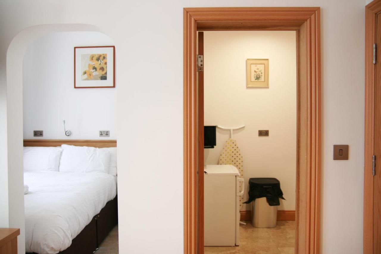 Duke Aparthotel 3*
