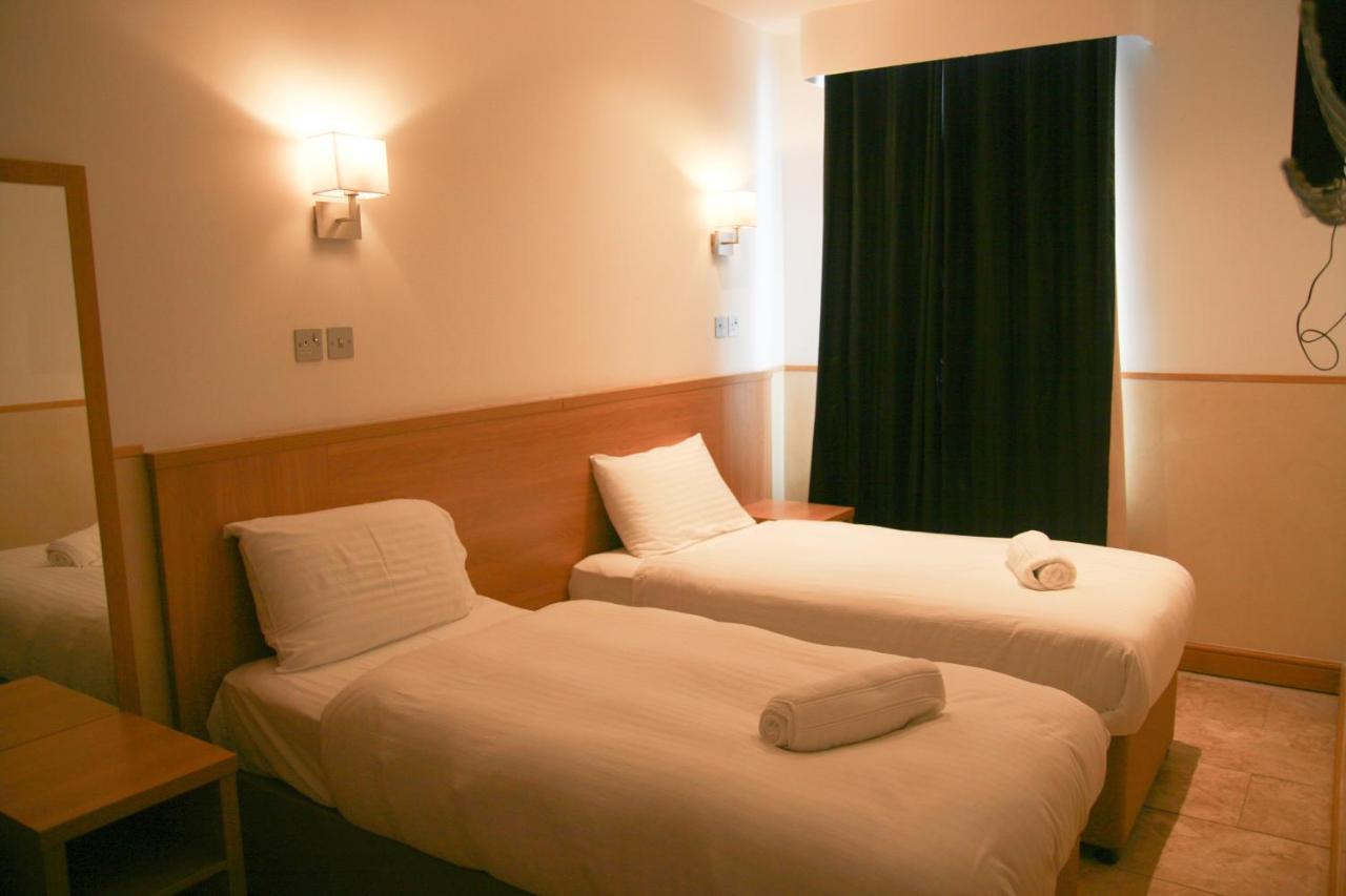 Ritz Aparthotel 3*
