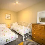 Granville Heights: 3-Bed Family Home