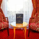 The Mansion Lions Hotel