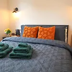 Cosy Ensuite Double Room