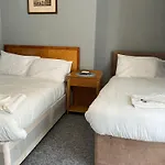 Sterling Lodge Hotel