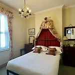 Albert & Victoria Guest House