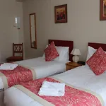 By The Sea Bed And Breakfast