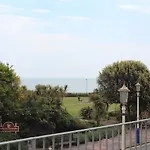 By The Sea Bed And Breakfast