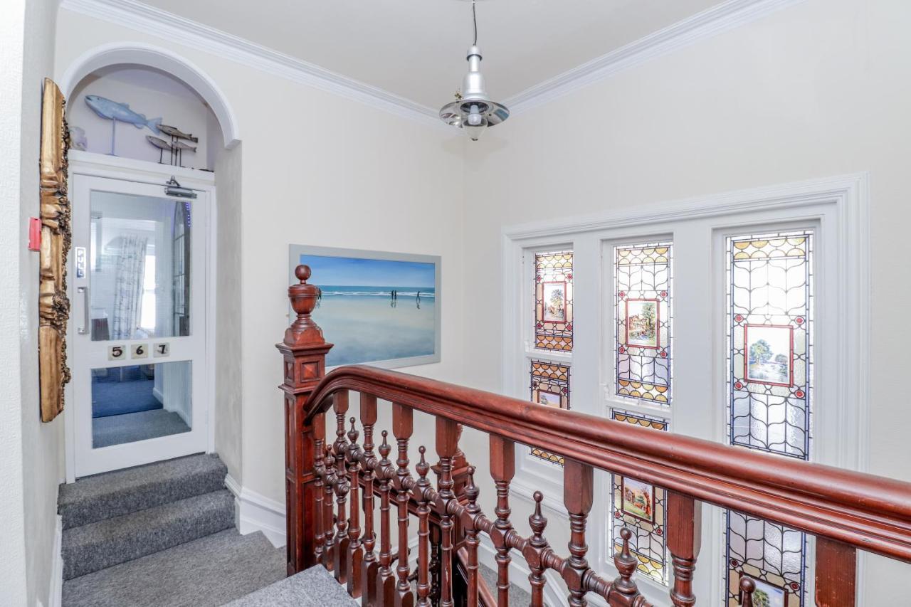 Guest house The New England Eastbourne