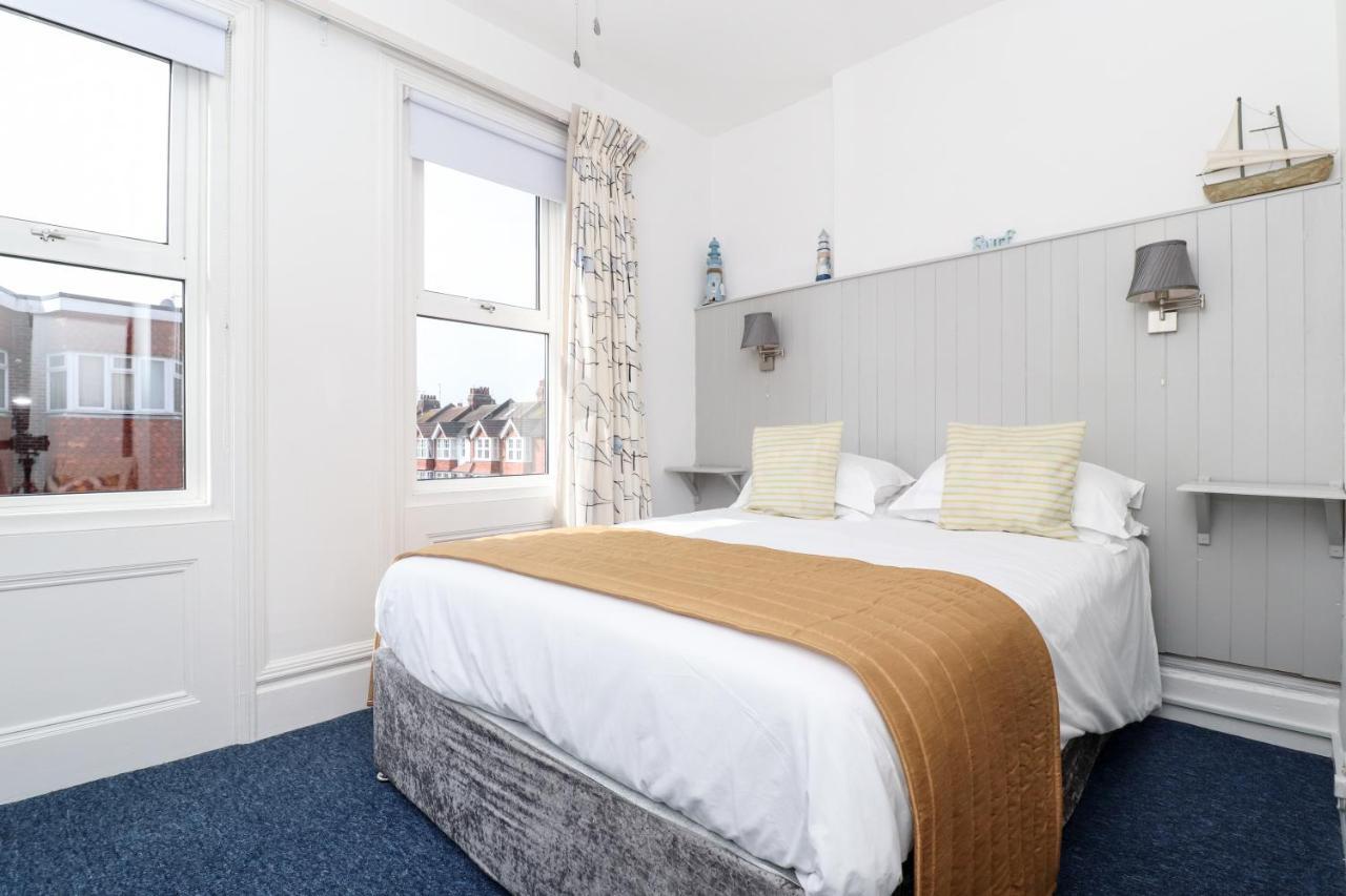 Guest house The New England 4*