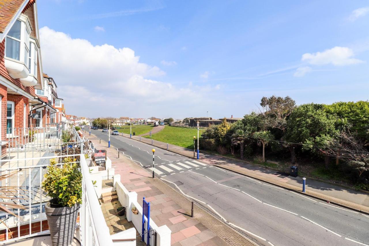 The New England Guest house Eastbourne