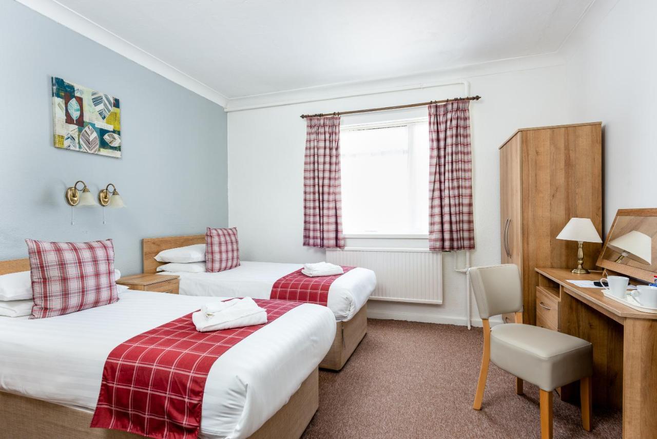 Imperial 3* Eastbourne