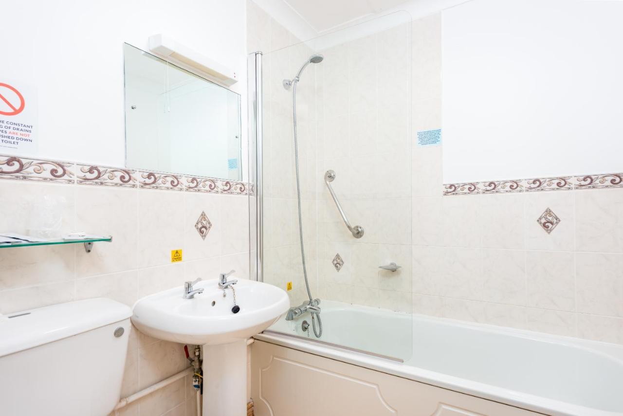 Imperial Hotel 3*