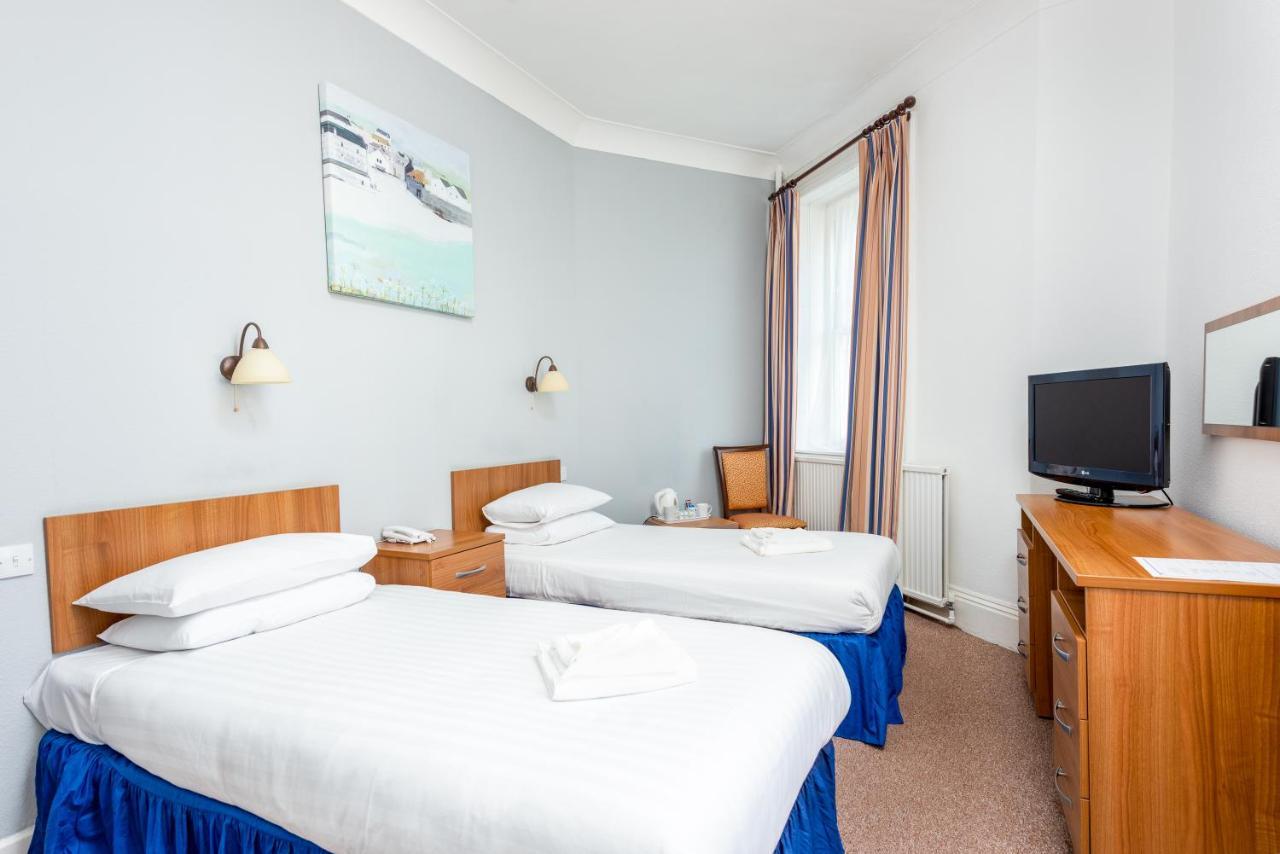 Imperial 3* Eastbourne