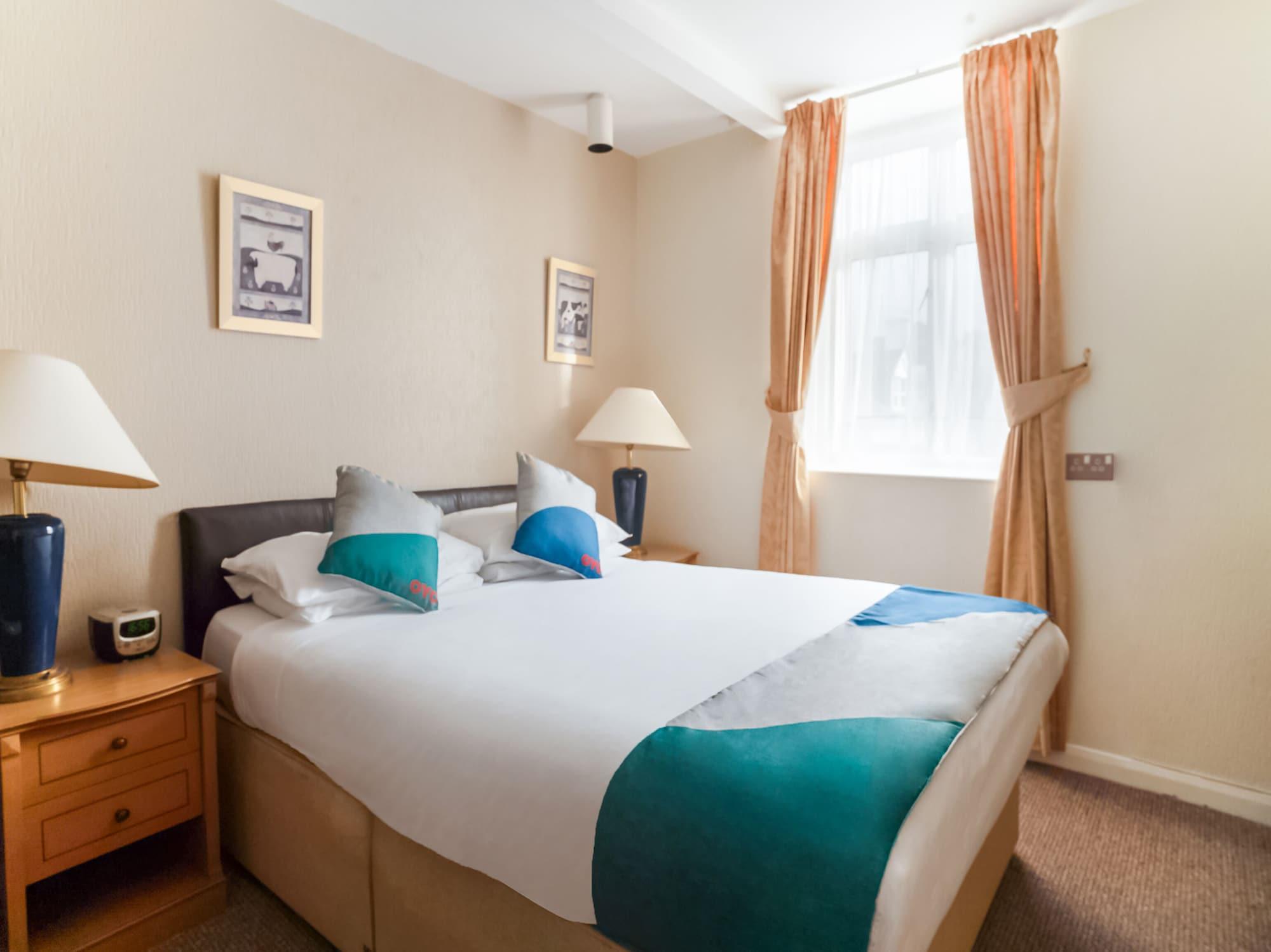Hotel Oyo The Palm Court 2*
