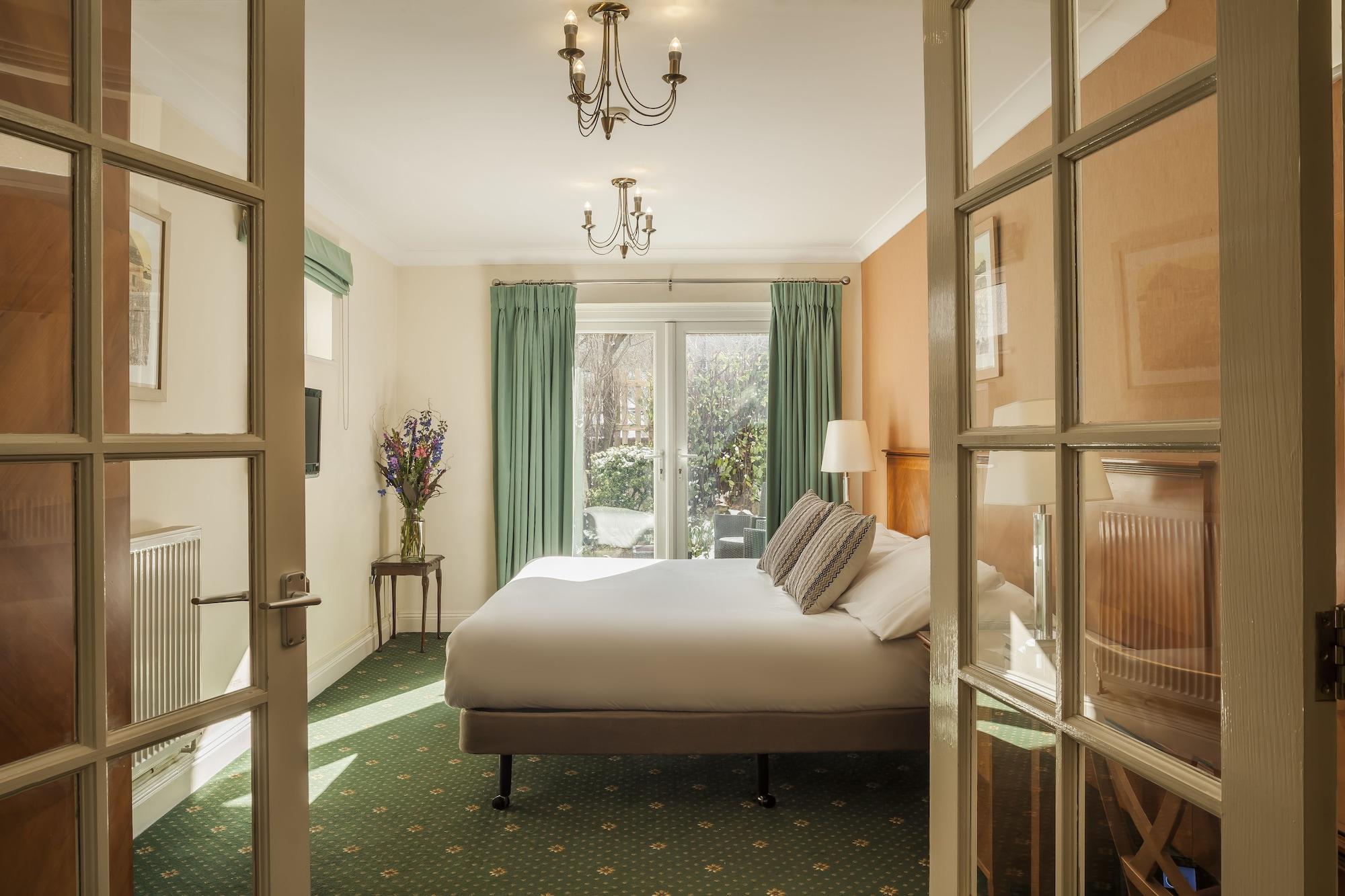 Devonshire Park 3*