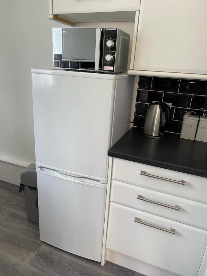 Apartment 2 Bedroom Ground Floor Town Centre *