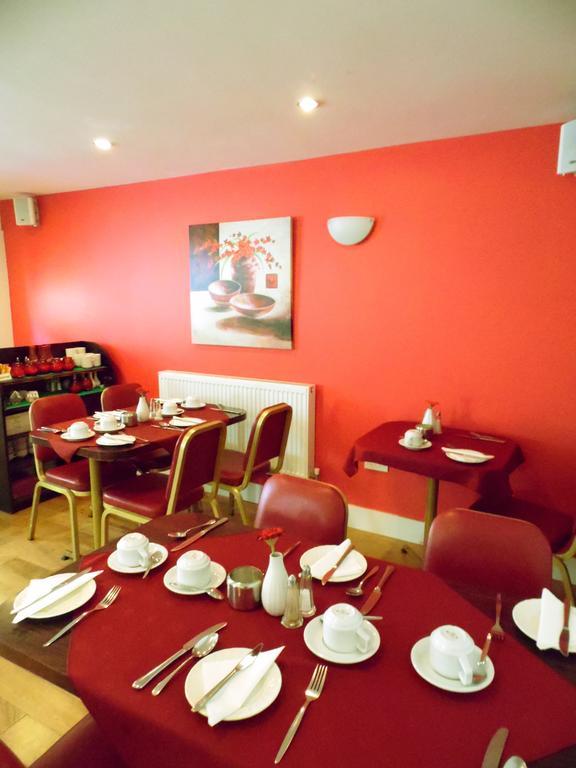 Savoy Court 2*