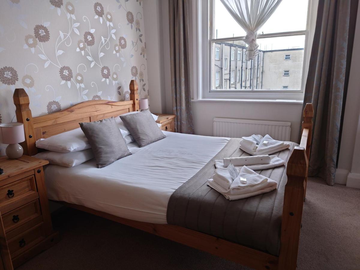 The Cumberland 3* Eastbourne