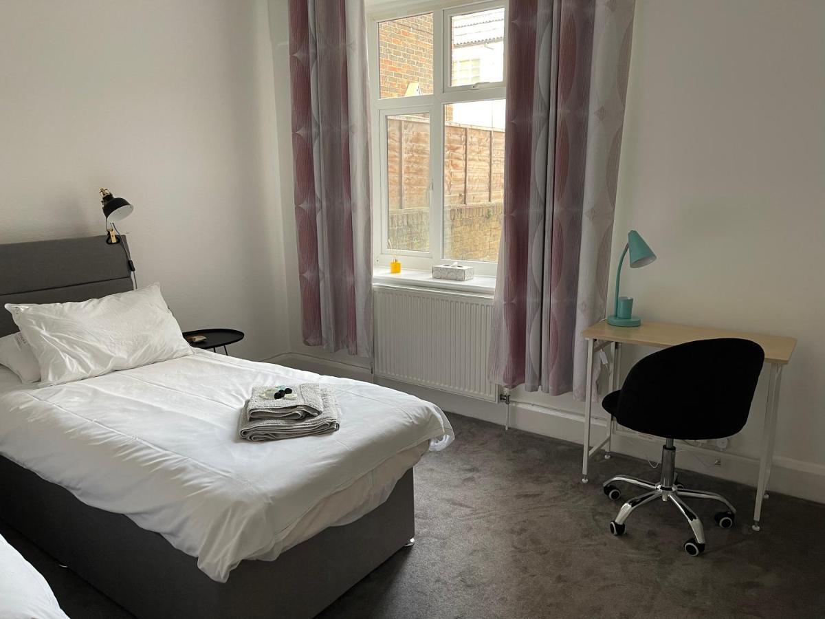 Apartment Impeccable 2-bed In