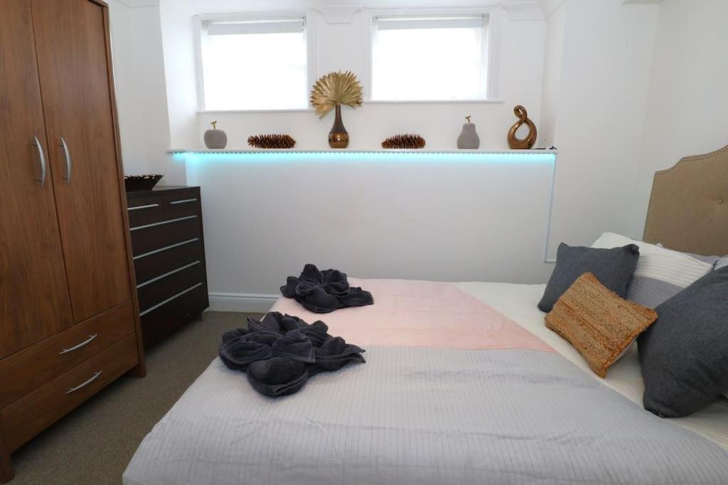 Apartment New Sunset Square 2 Bed Apartment, Long Welcome *