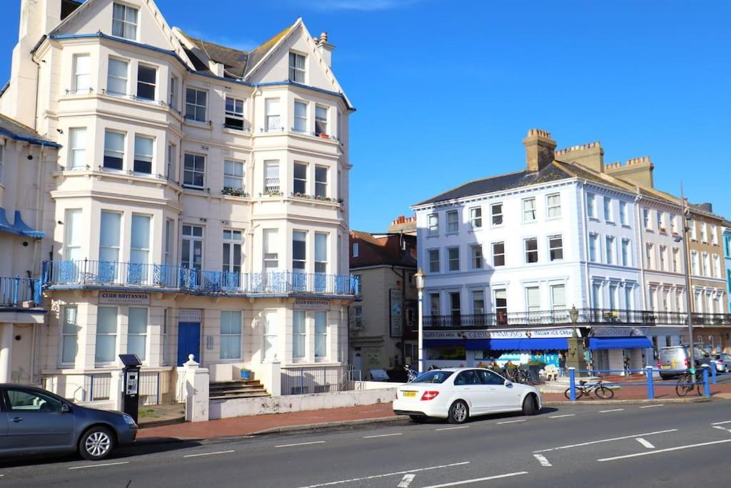 Apartment New Sunset Square 2 Bed Apartment, Long Welcome *