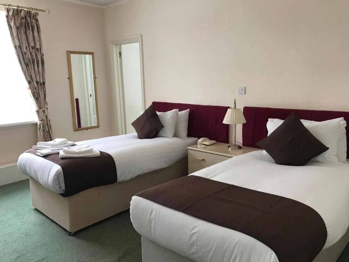 Hotel Oyo Diamond 3*