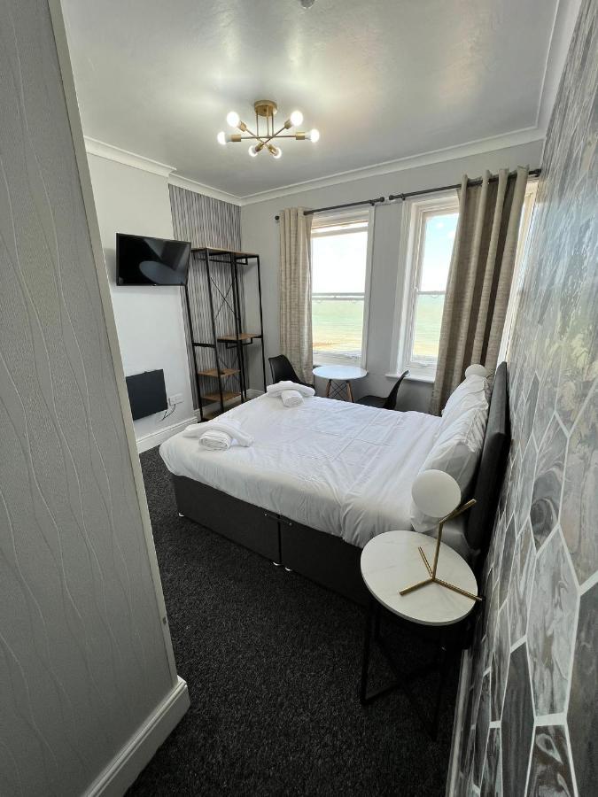 Hotel Oyo Marine Parade Hotel, Pier Eastbourne