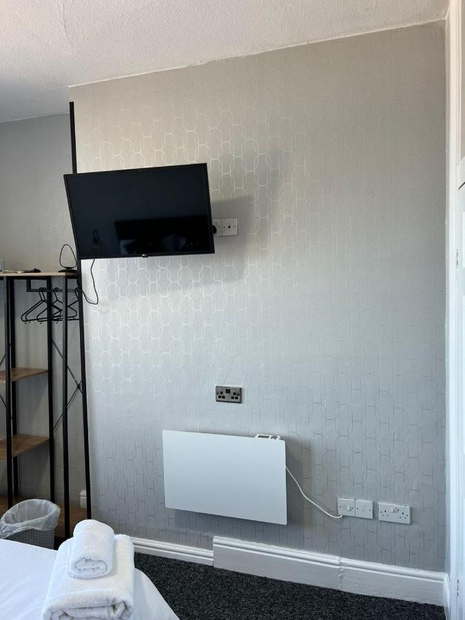 Oyo Marine Parade Hotel, Pier Hotel 2*