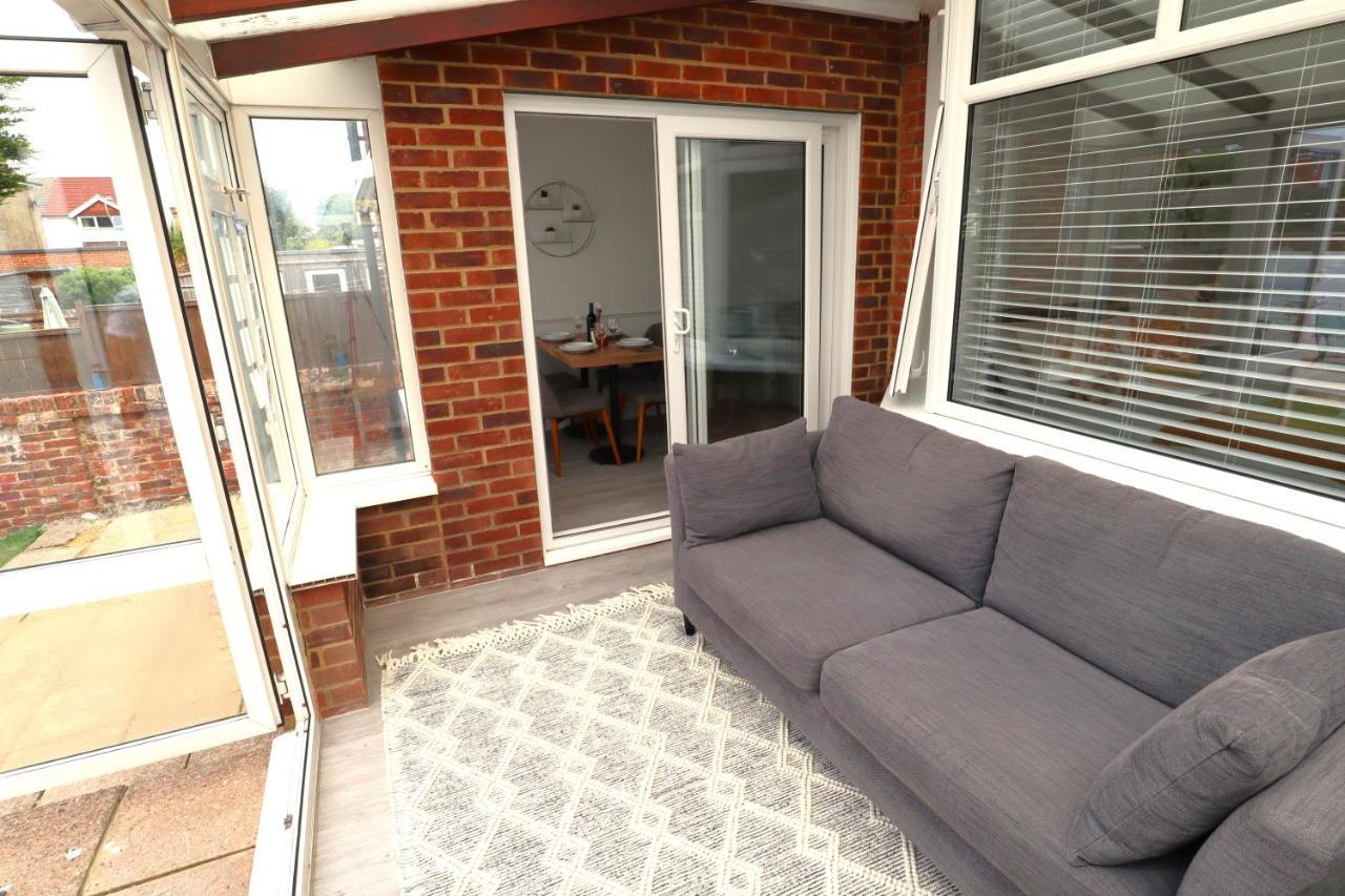 Seafront House With Balcony * Eastbourne
