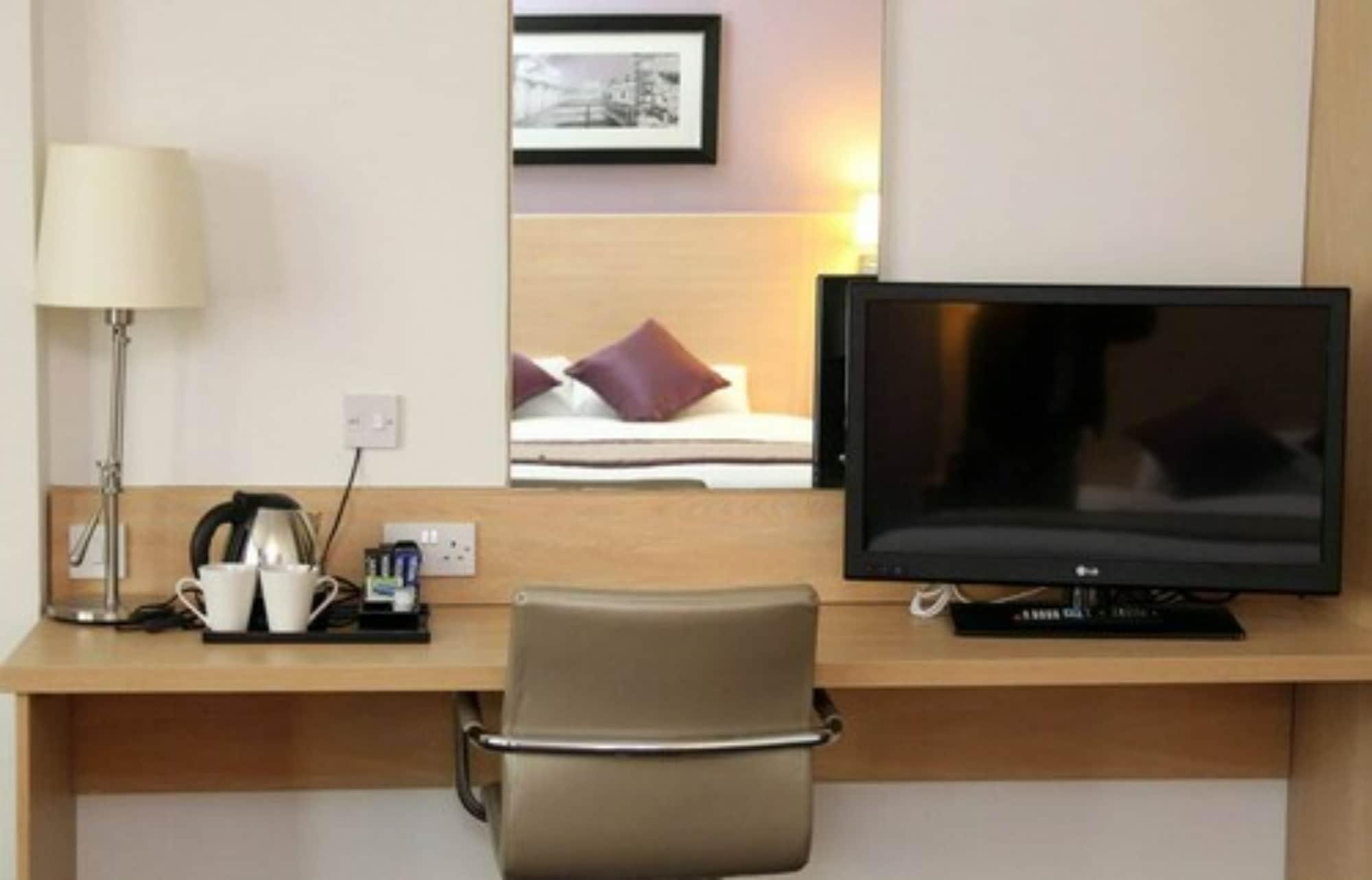 Shore View Hotel 3*