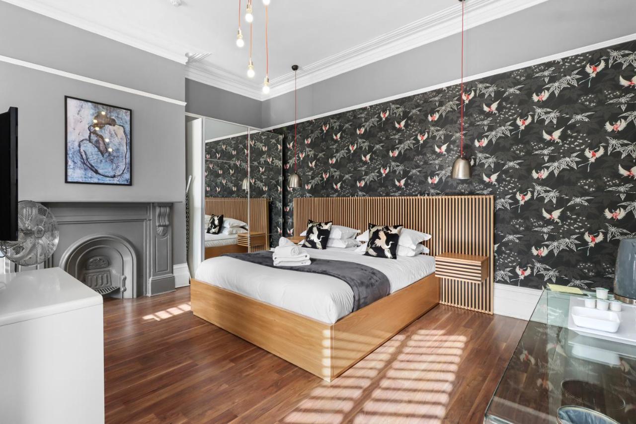 Ravilious Bed & Breakfast Eastbourne