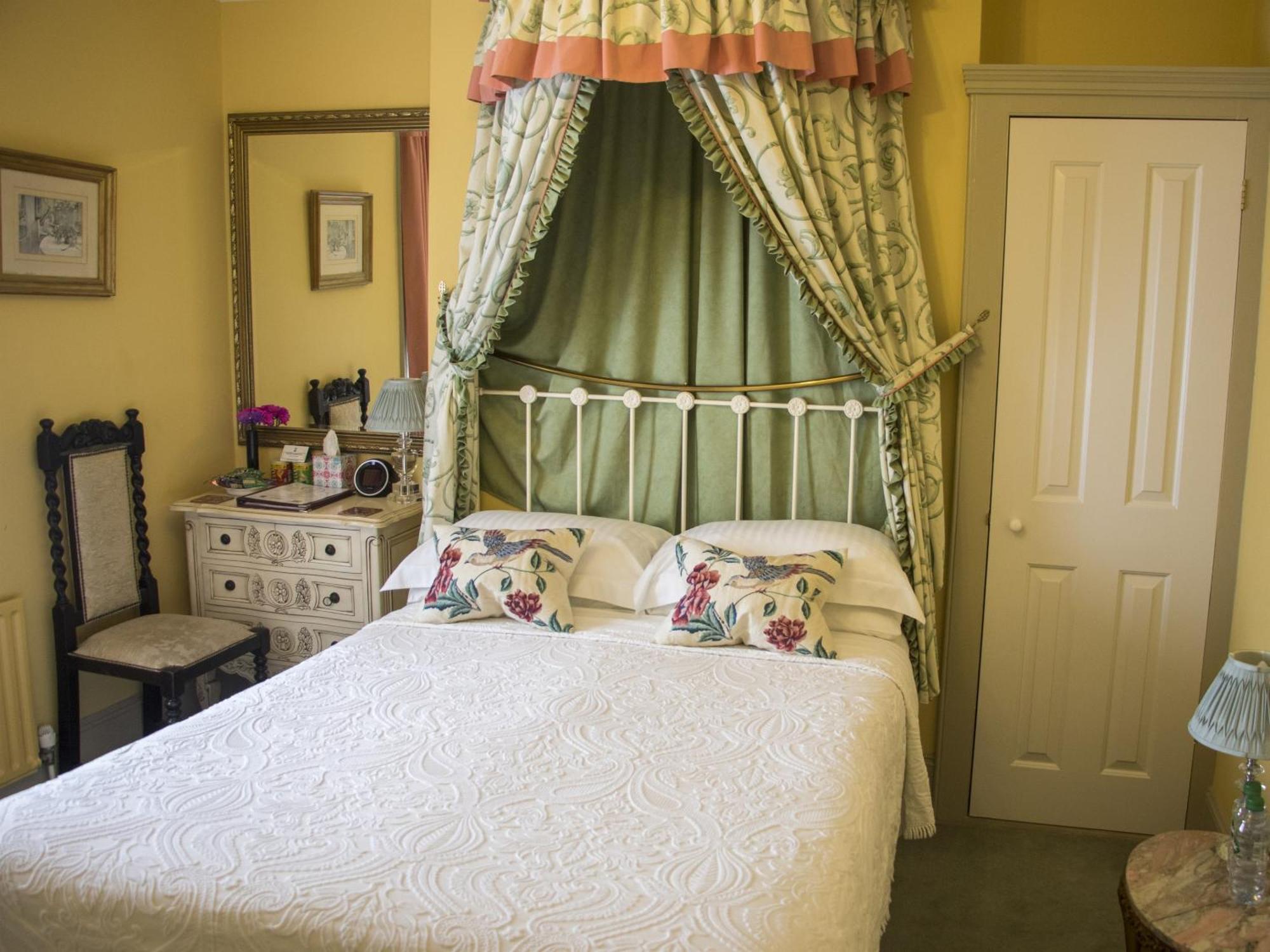 Guest house & Victoria 5*
