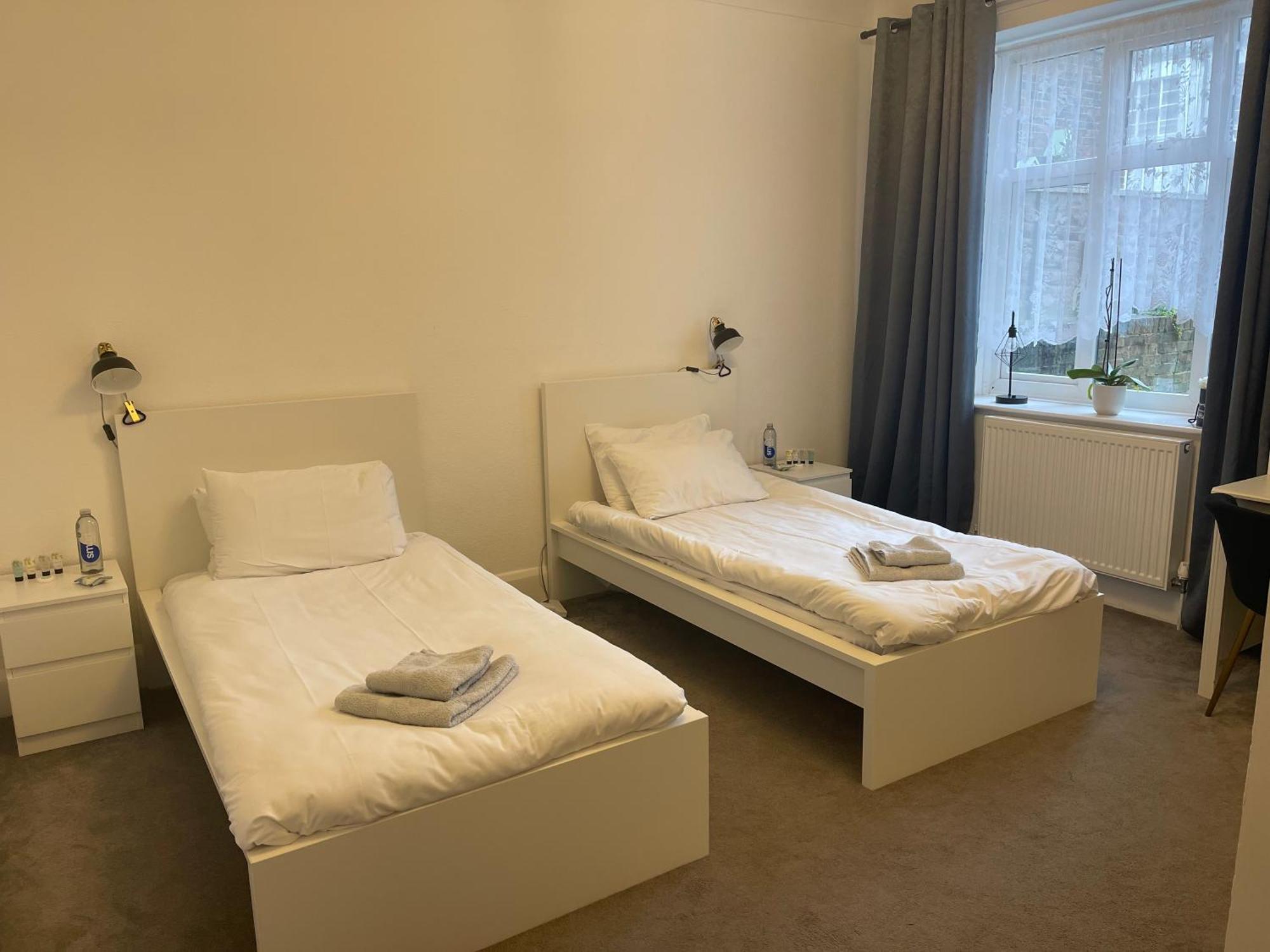 Apartment 2 Bedroom Ground Floor Town Centre Eastbourne