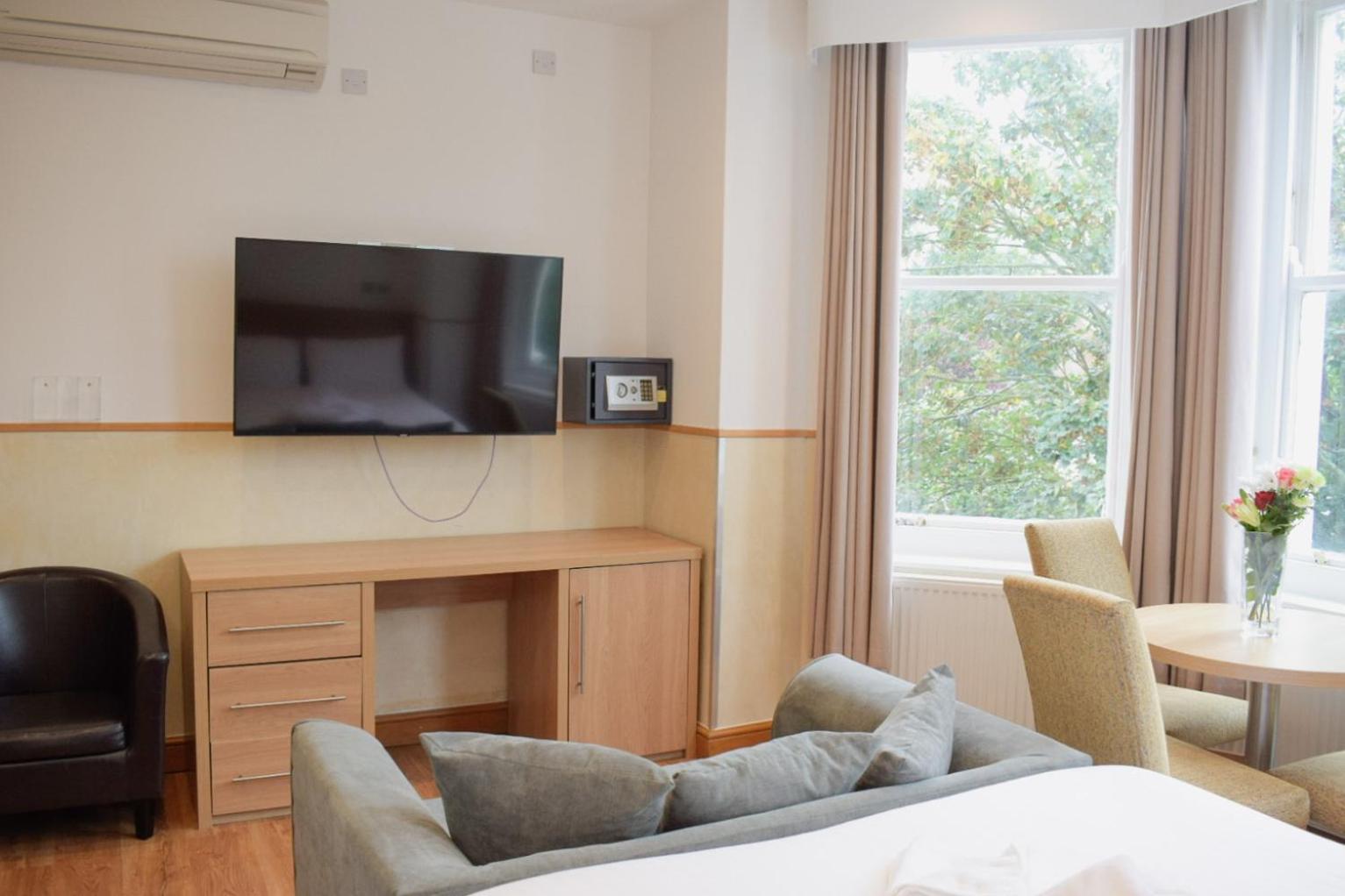 Osborne Aparthotel