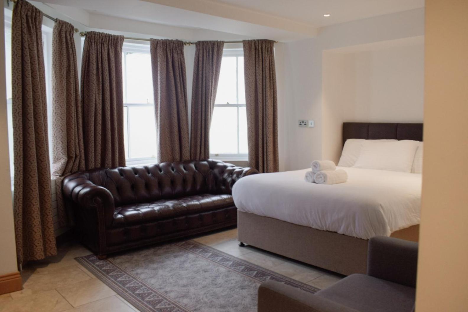 Aparthotel Osborne *