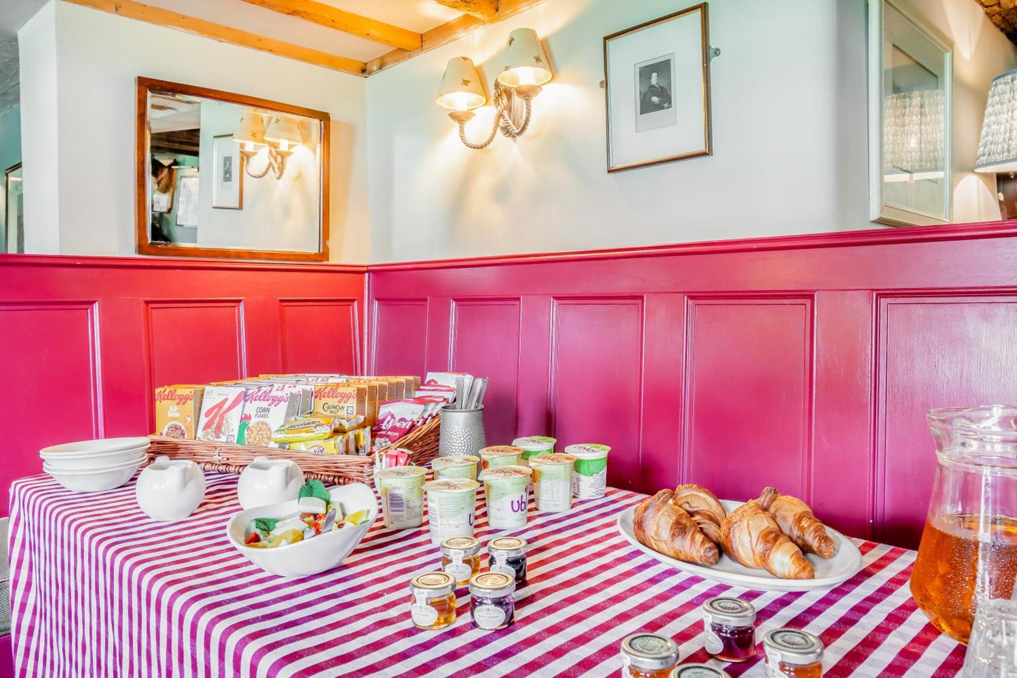 Tiger - Grace Bed & Breakfast
