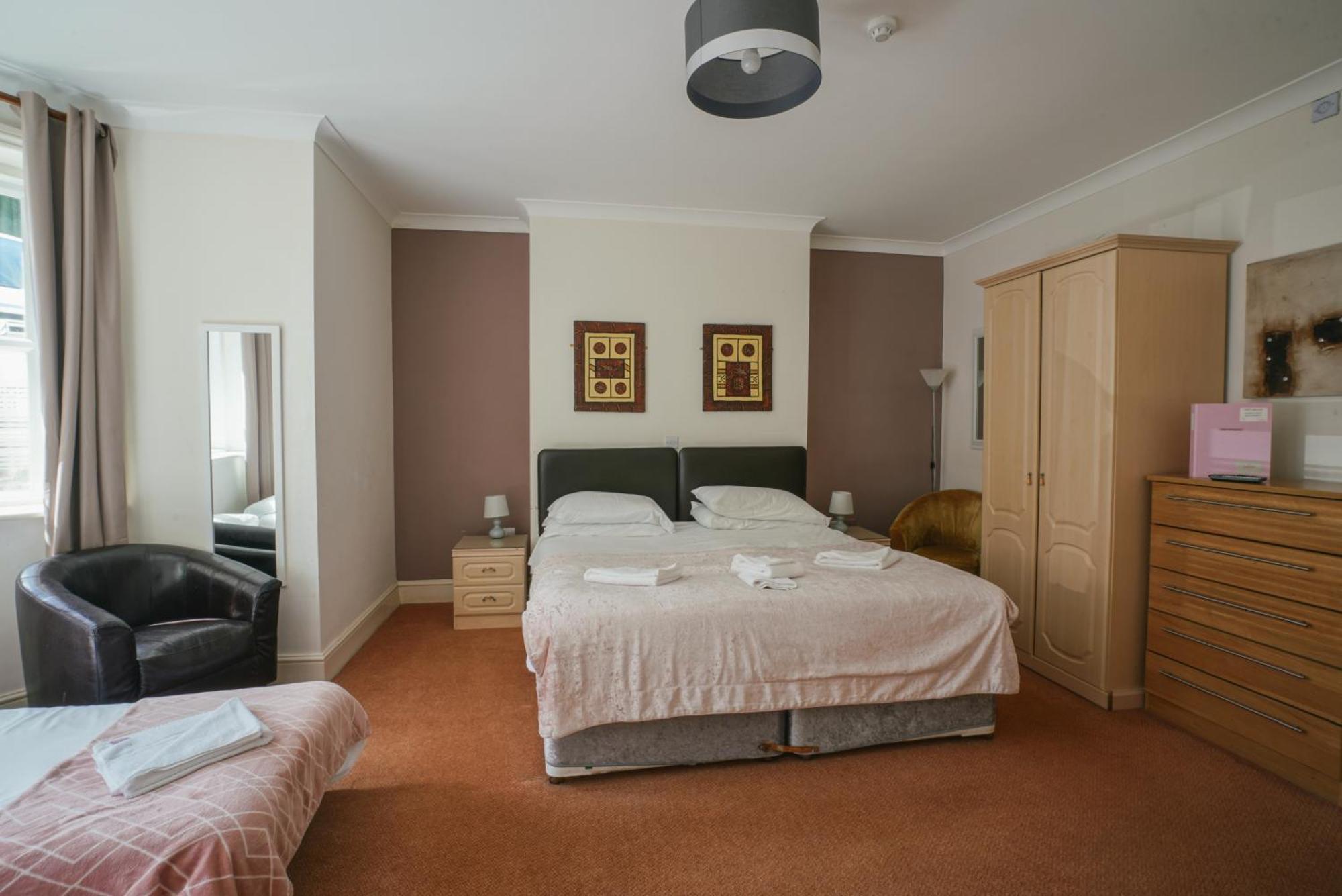 The Sheldon - Free Private Parking Bed & Breakfast