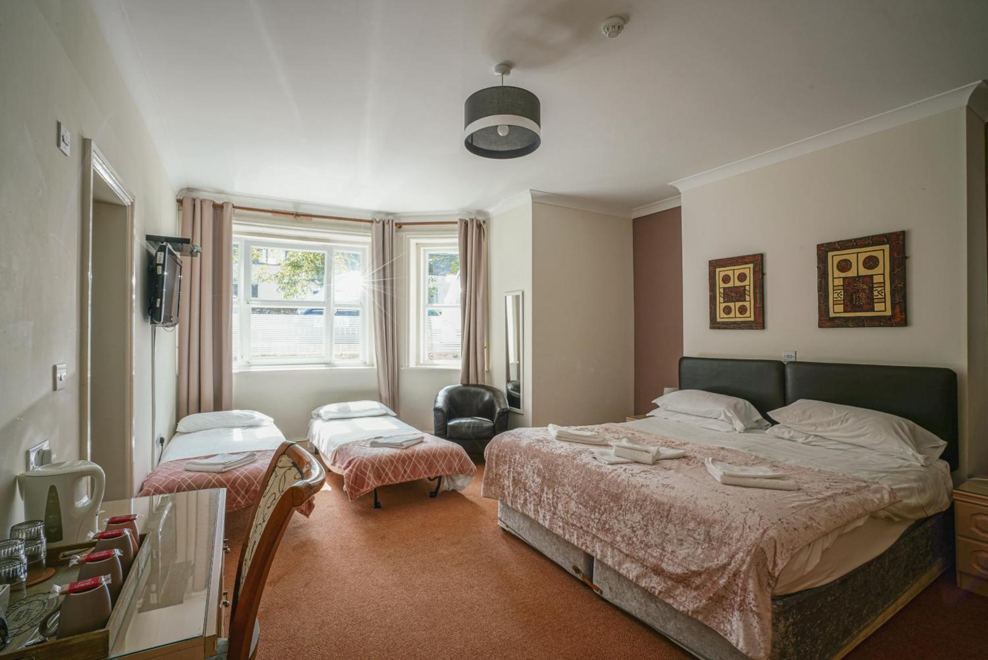 The Sheldon - Free Private Parking Bed & Breakfast