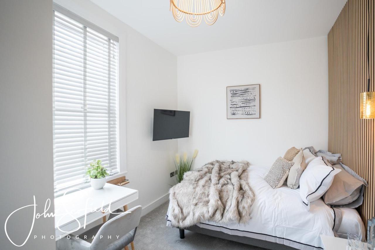 Boutique Nights Aparthotel
