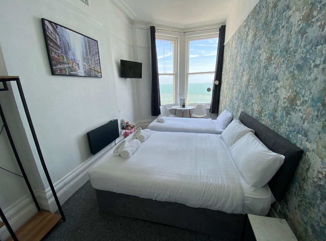 Hotel Oyo Marine Parade Hotel, Pier Eastbourne