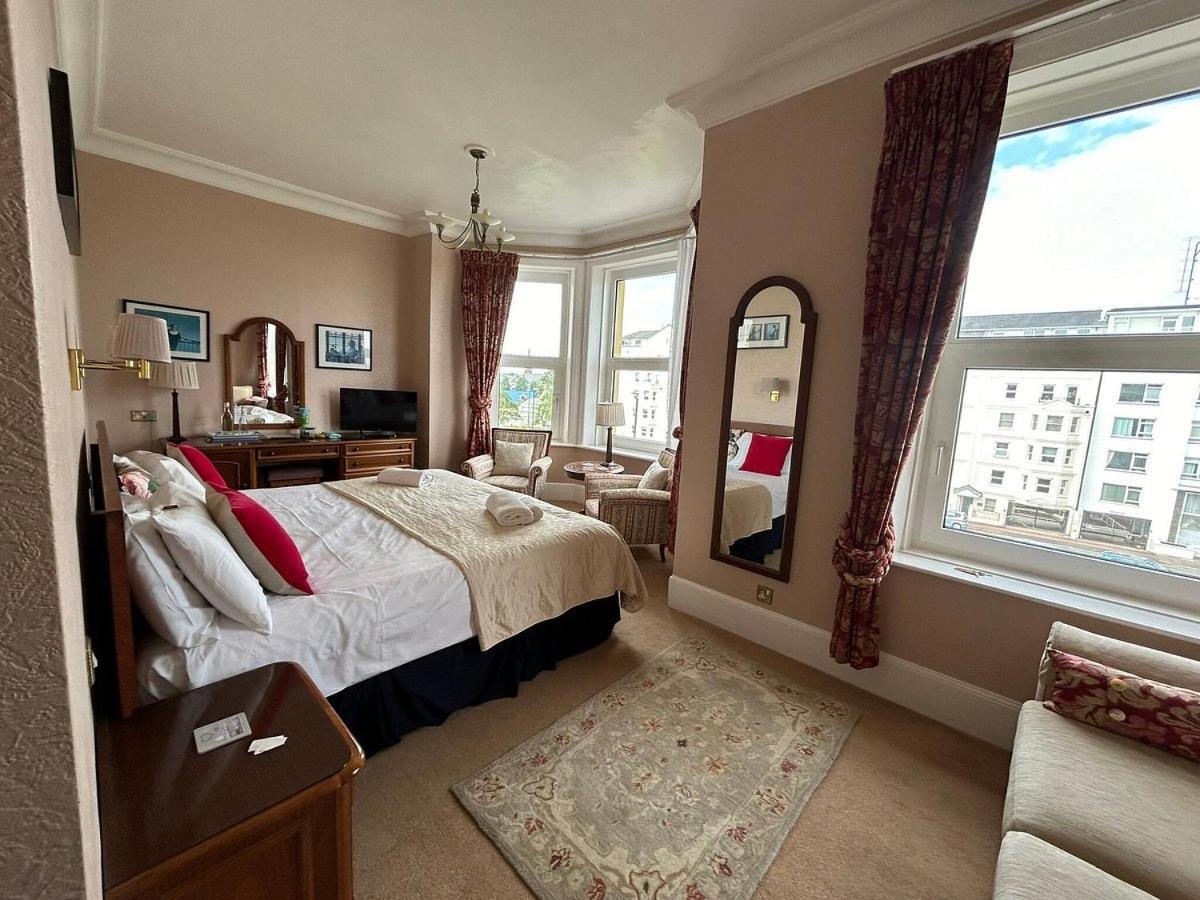 17 Wilmington Square 3*