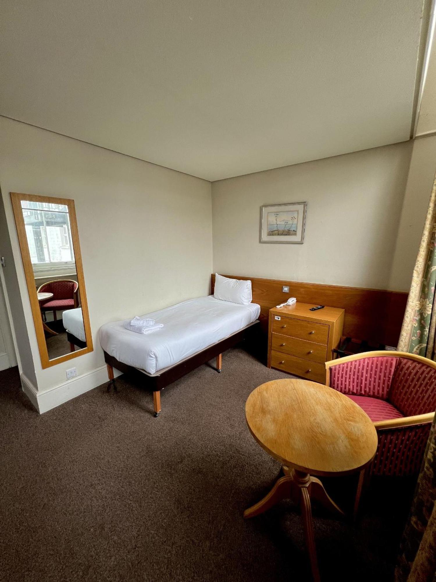 Hotel Cavendish 4*