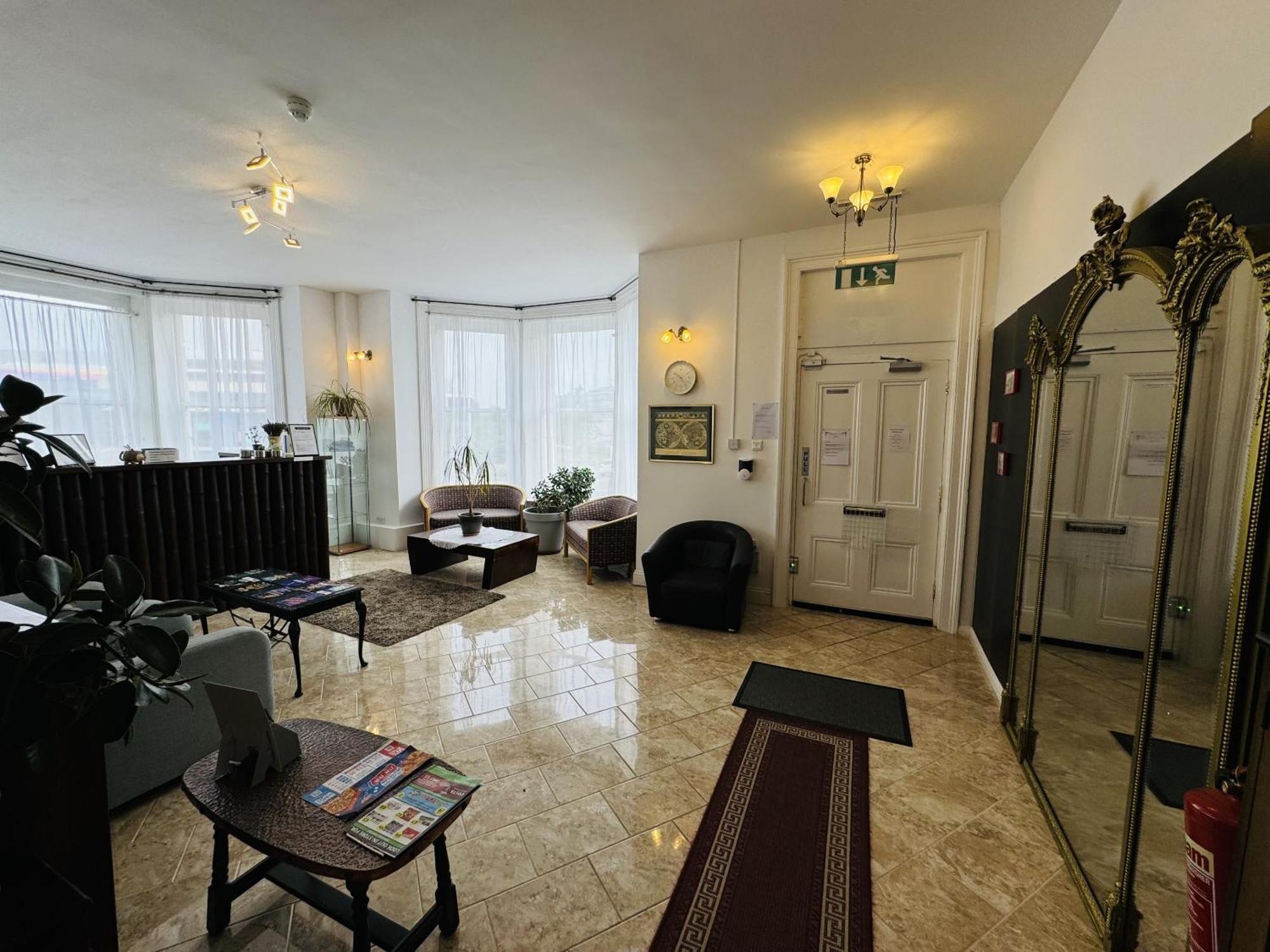 Hotel Carlton Court Eastbourne