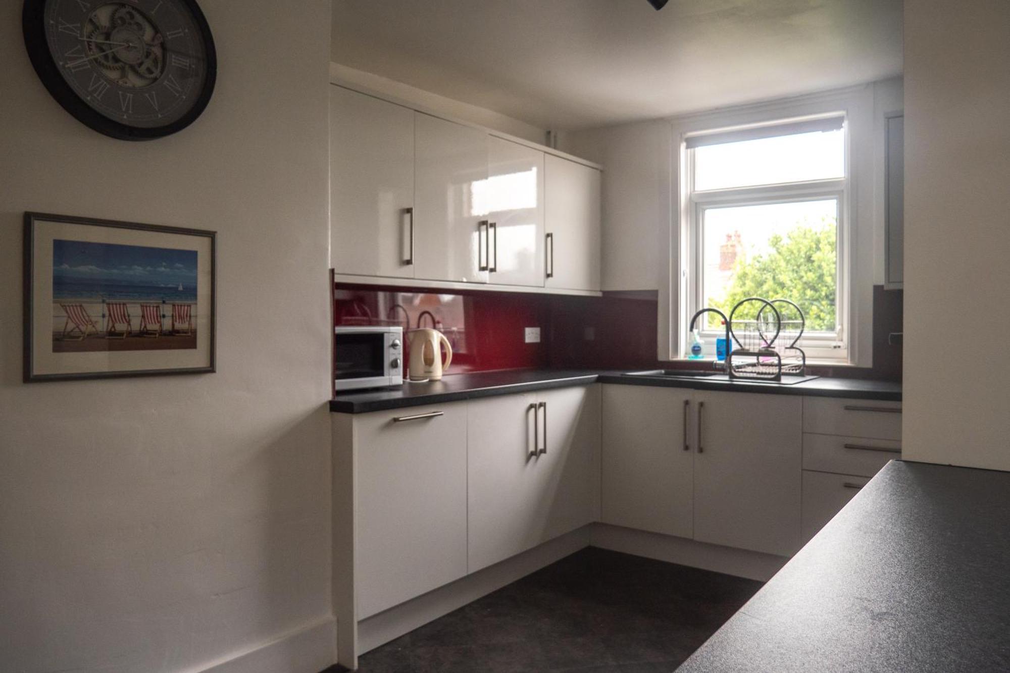 Entire 5 Bedroom Comfortable House In Holiday home *