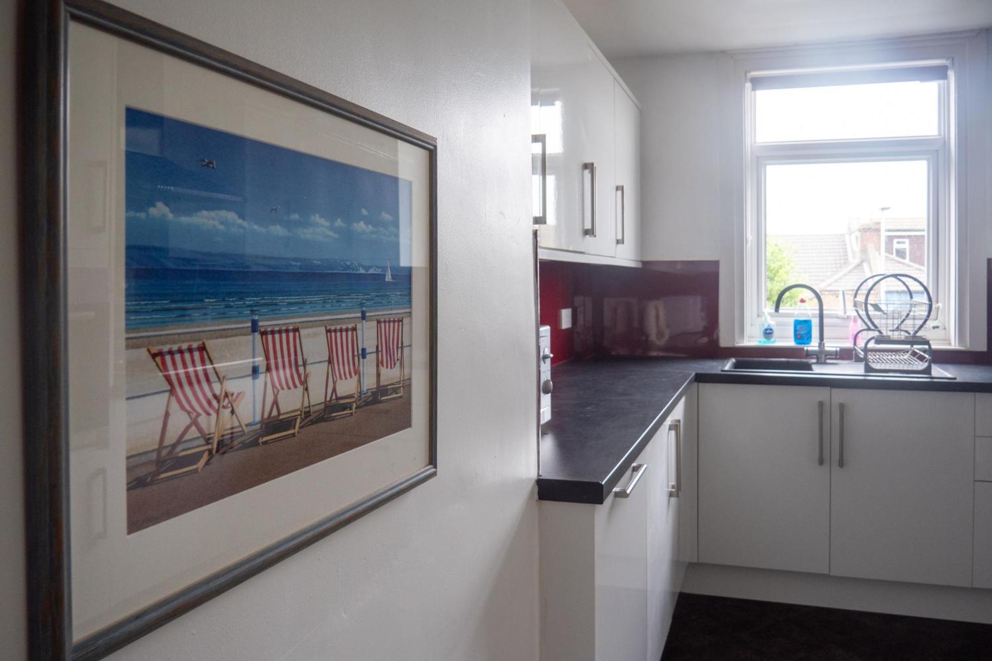 Entire 5 Bedroom Comfortable House In *
