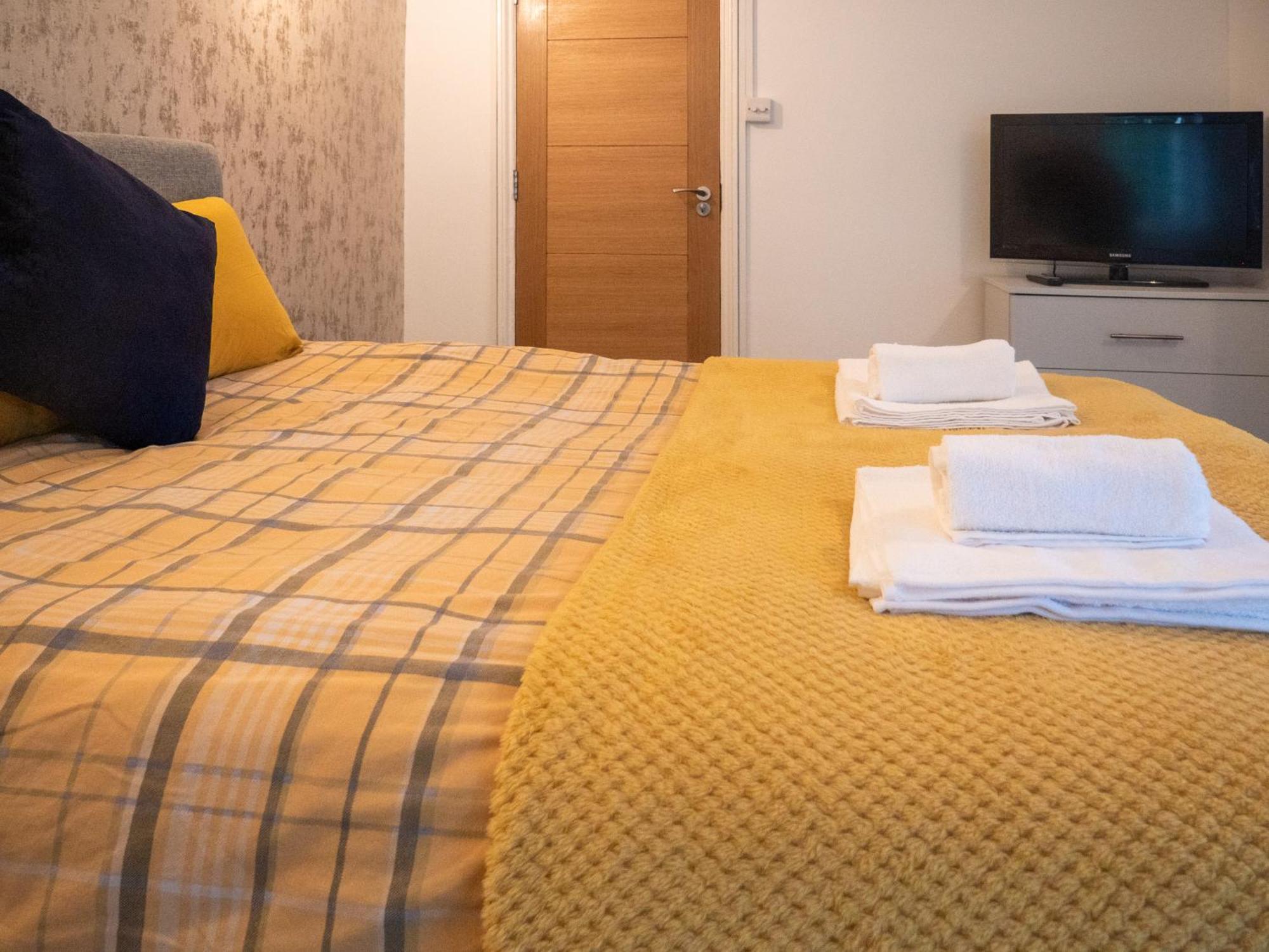 Holiday home Entire 5 Bedroom Comfortable House In