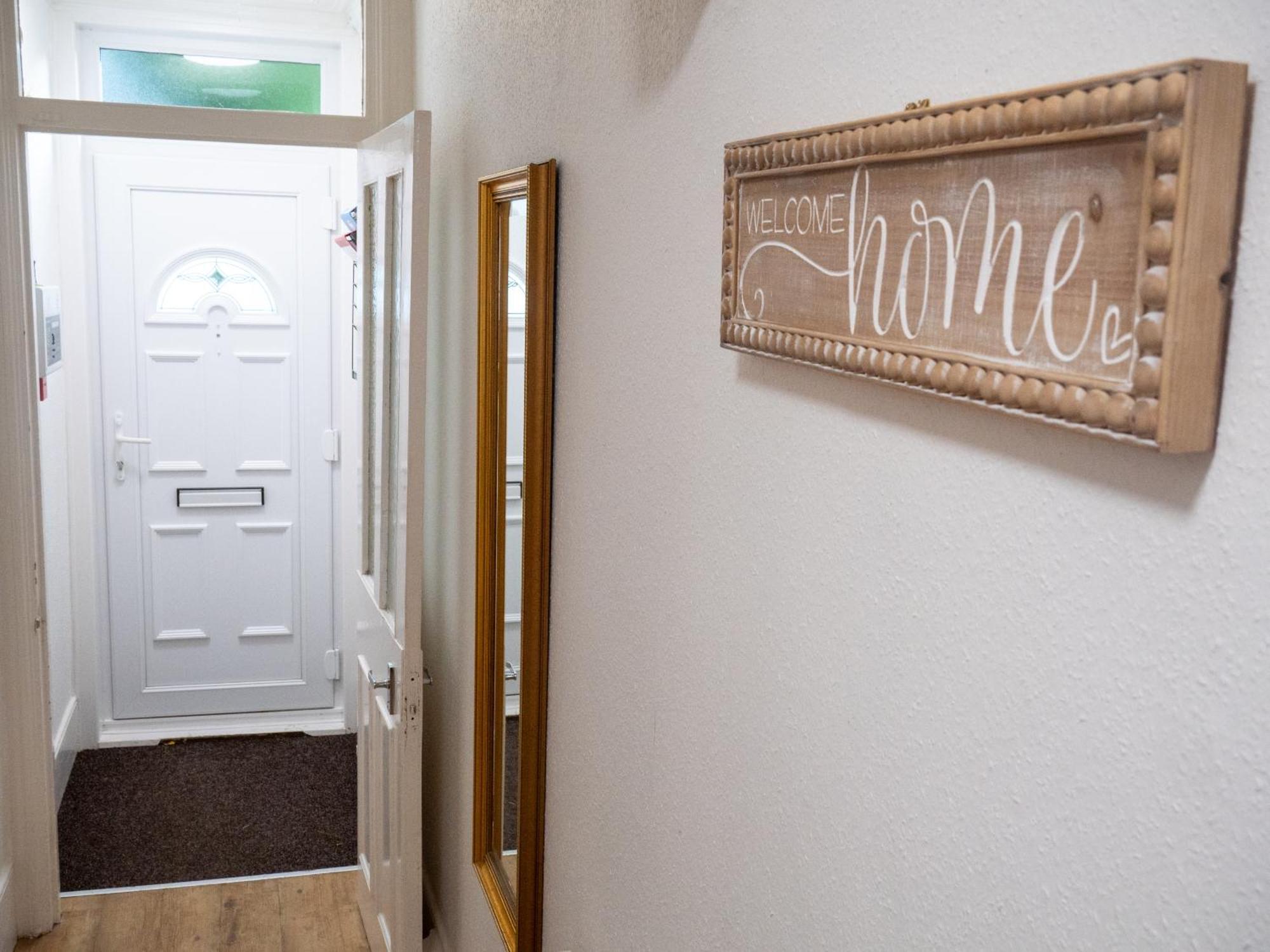 Entire 5 Bedroom Comfortable House In Eastbourne